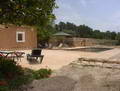 Pool und Poolterasse